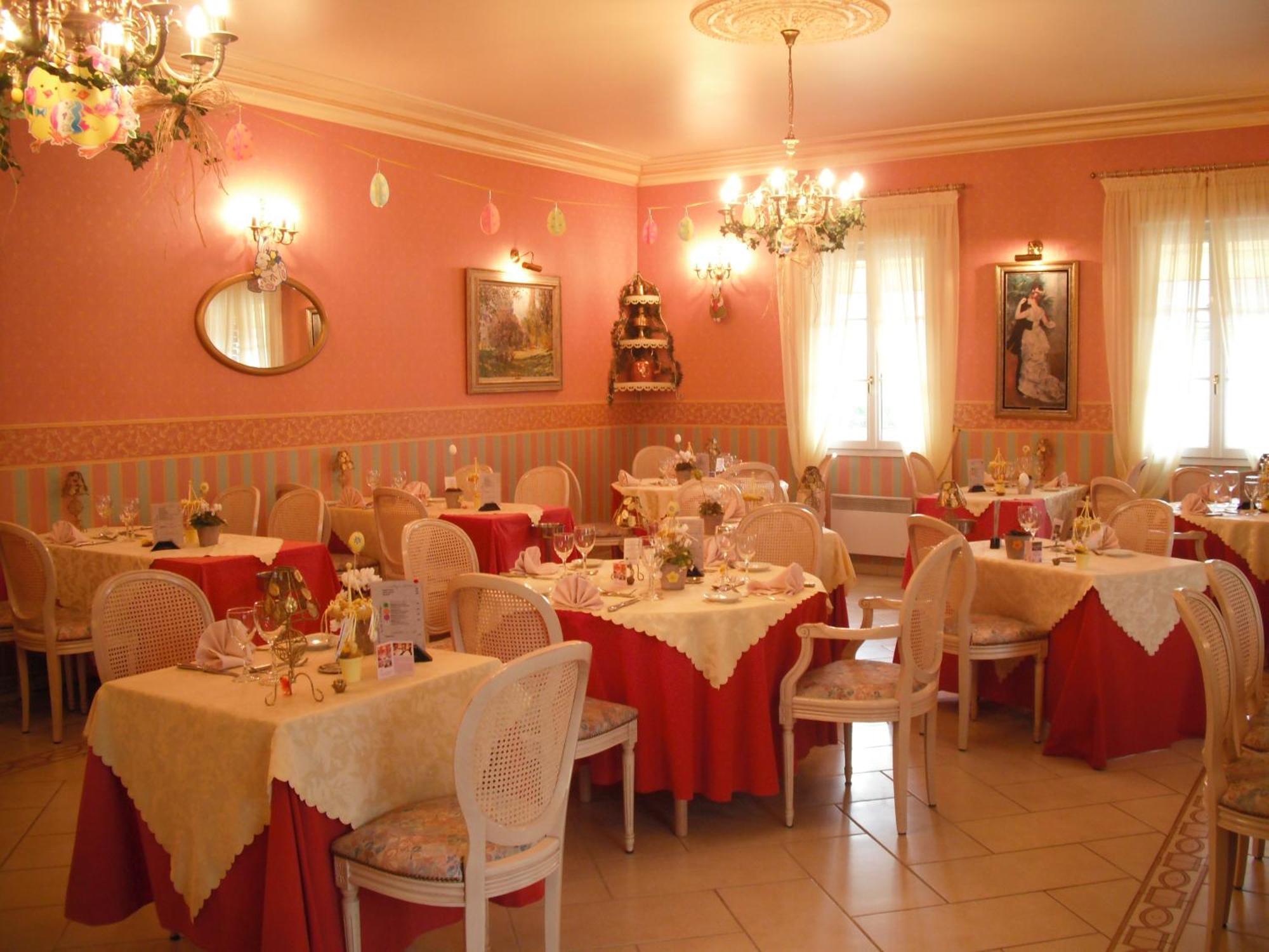 Hotel Le Clos Du Montvinage Étréaupont Εξωτερικό φωτογραφία