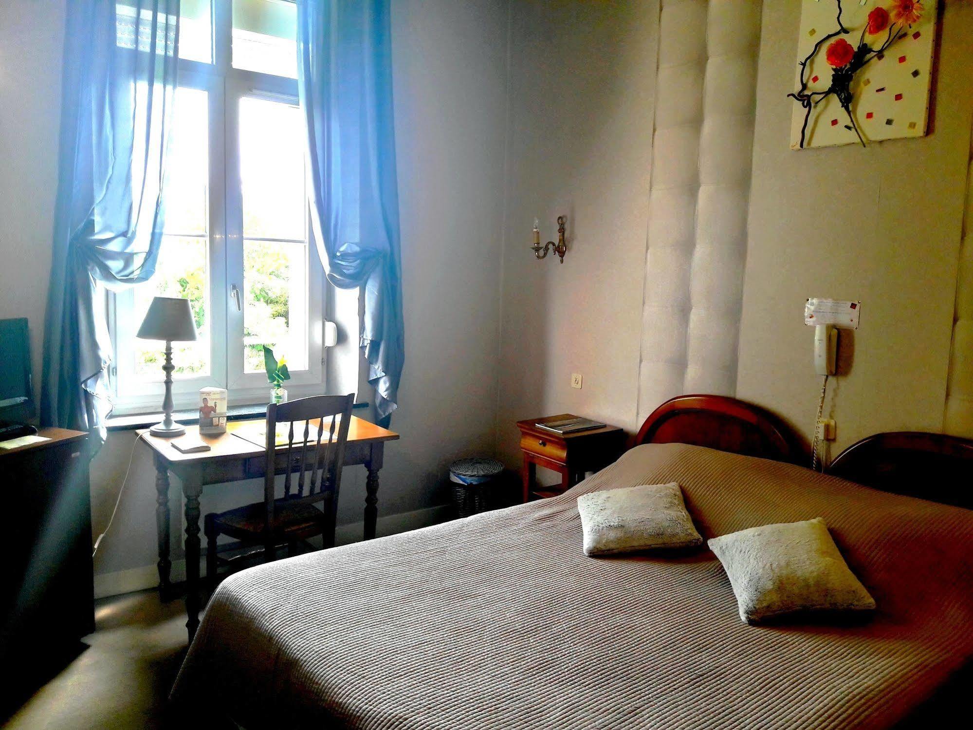 Hotel Le Clos Du Montvinage Étréaupont Εξωτερικό φωτογραφία