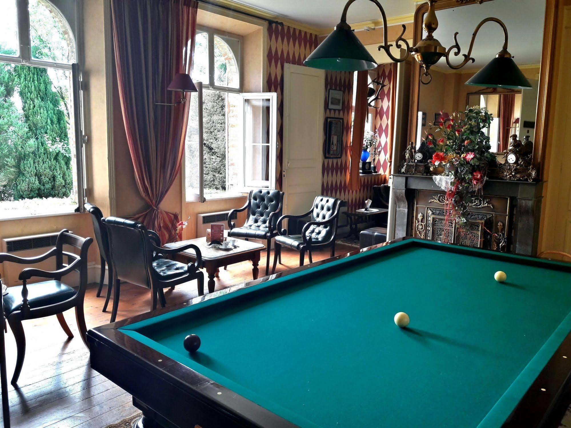 Hotel Le Clos Du Montvinage Étréaupont Εξωτερικό φωτογραφία